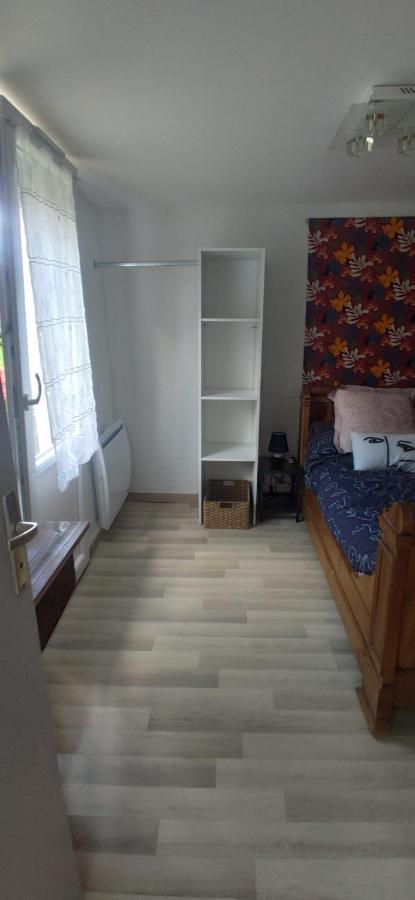 Apartmán Petit Logement Sur Jardin Saint-Herblain Exteriér fotografie
